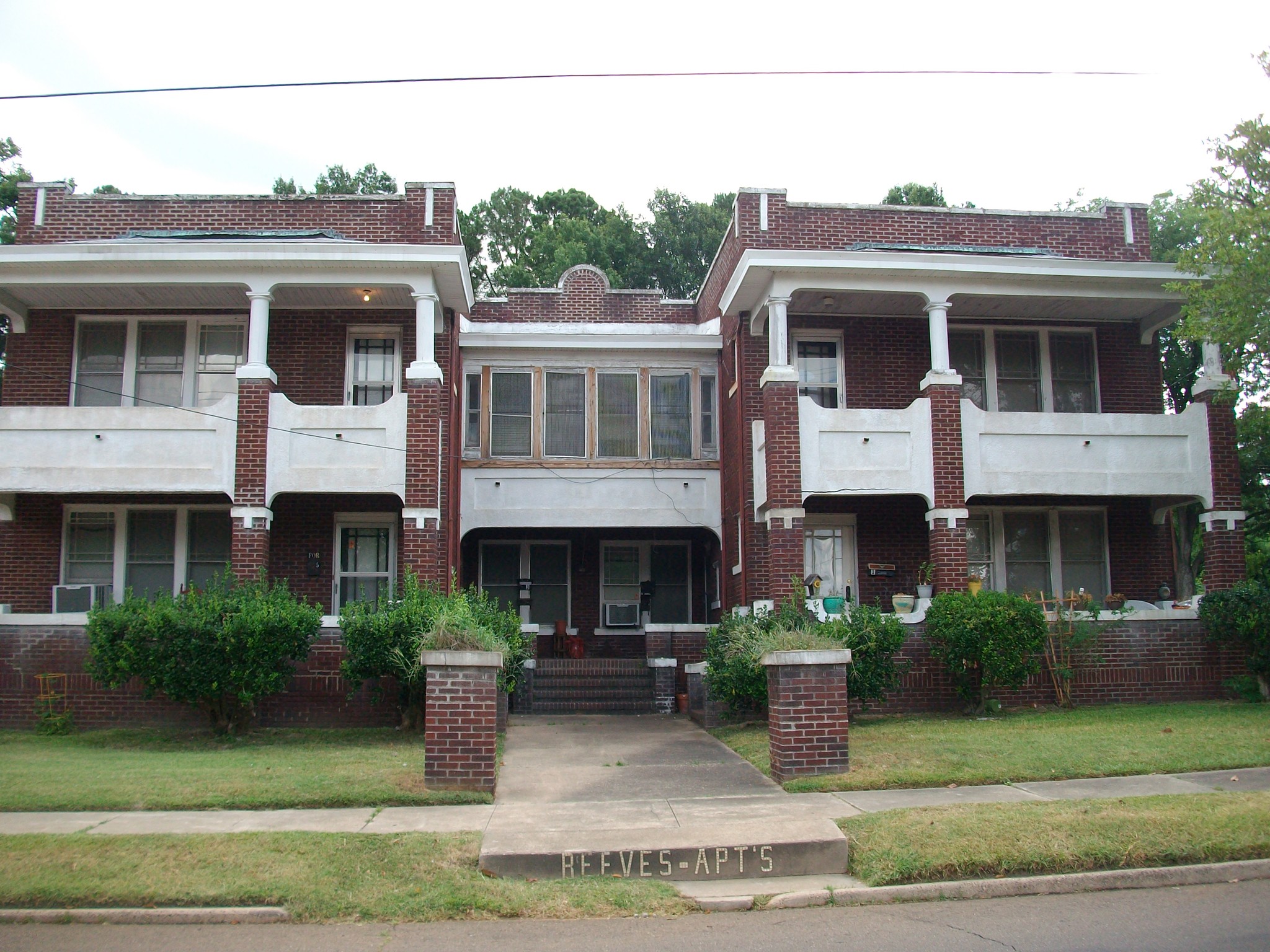 701-711 N Jefferson Ave, El Dorado, AR for sale Primary Photo- Image 1 of 1