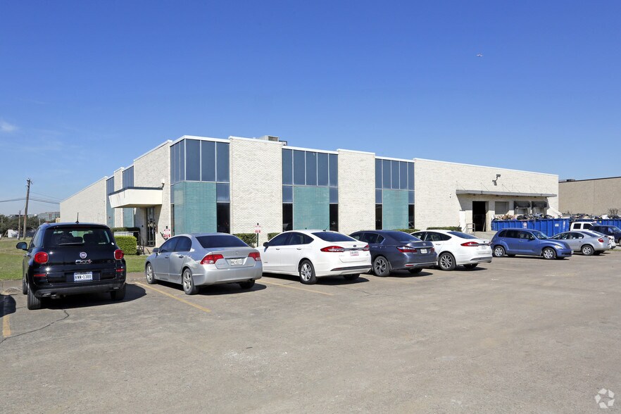 2821 E Randol Mill Rd, Arlington, TX for sale - Primary Photo - Image 1 of 1