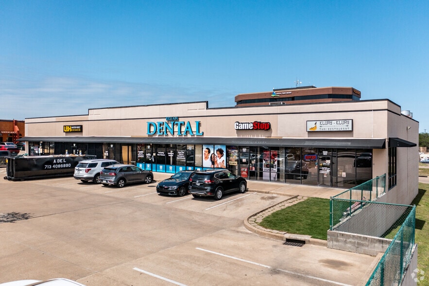 3203 Freedom Blvd, Bryan, TX for sale - Building Photo - Image 1 of 1