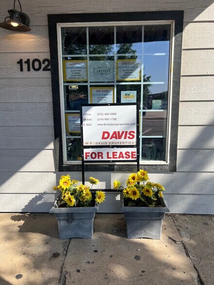 1102 W Main St, Carrollton, TX for sale - Building Photo - Image 1 of 1