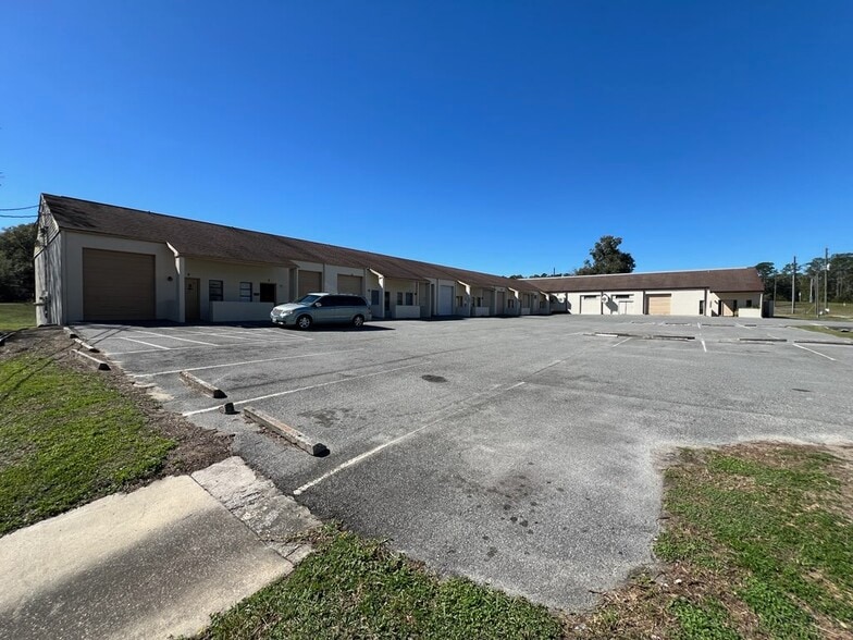 3650 NE 25th St, Ocala, FL for lease - Building Photo - Image 1 of 11