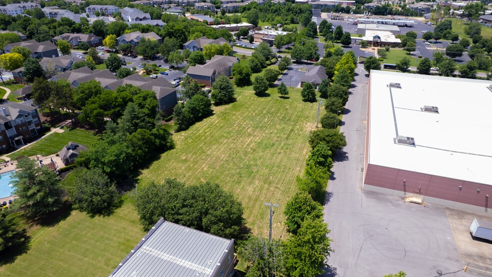 337 St Andrews dr, Murfreesboro, TN for sale - Building Photo - Image 2 of 11