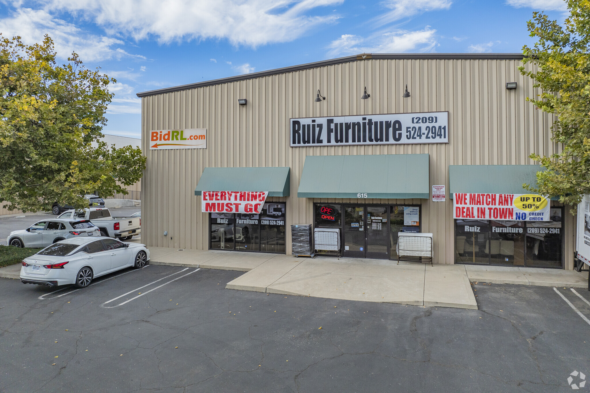615-621 Kansas Ave, Modesto, CA for lease Building Photo- Image 1 of 15