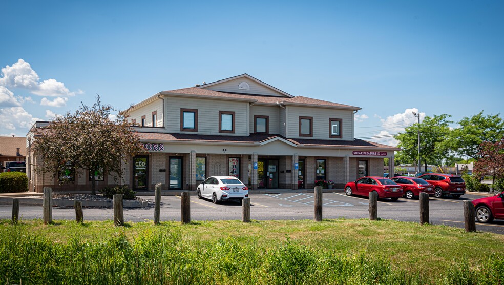 3308 Navarre Ave, Oregon, OH for sale - Building Photo - Image 1 of 1