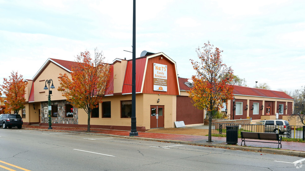 2711 Sheridan Rd, Zion, IL for sale - Primary Photo - Image 1 of 1