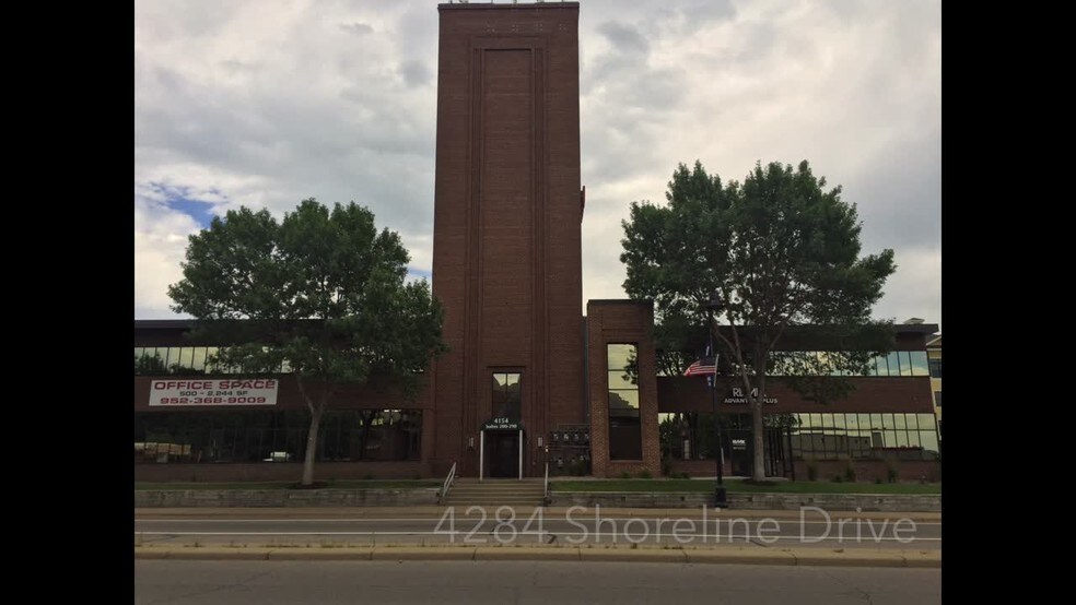 41444284 Shoreline Dr, Spring Park, MN 55384