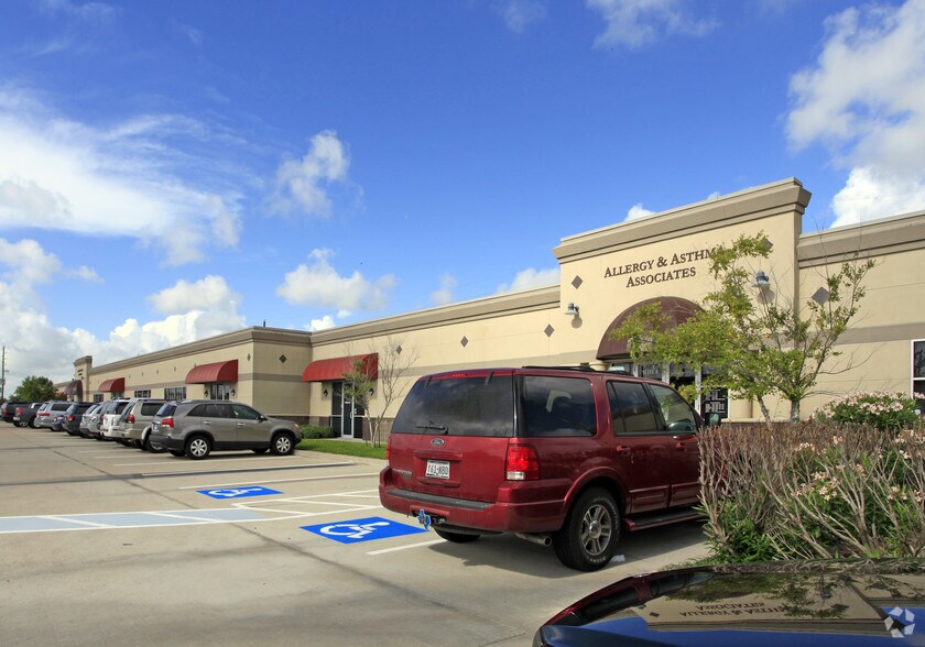 17310-17320 W Grand Pky, Sugar Land, TX for sale - Building Photo - Image 2 of 3
