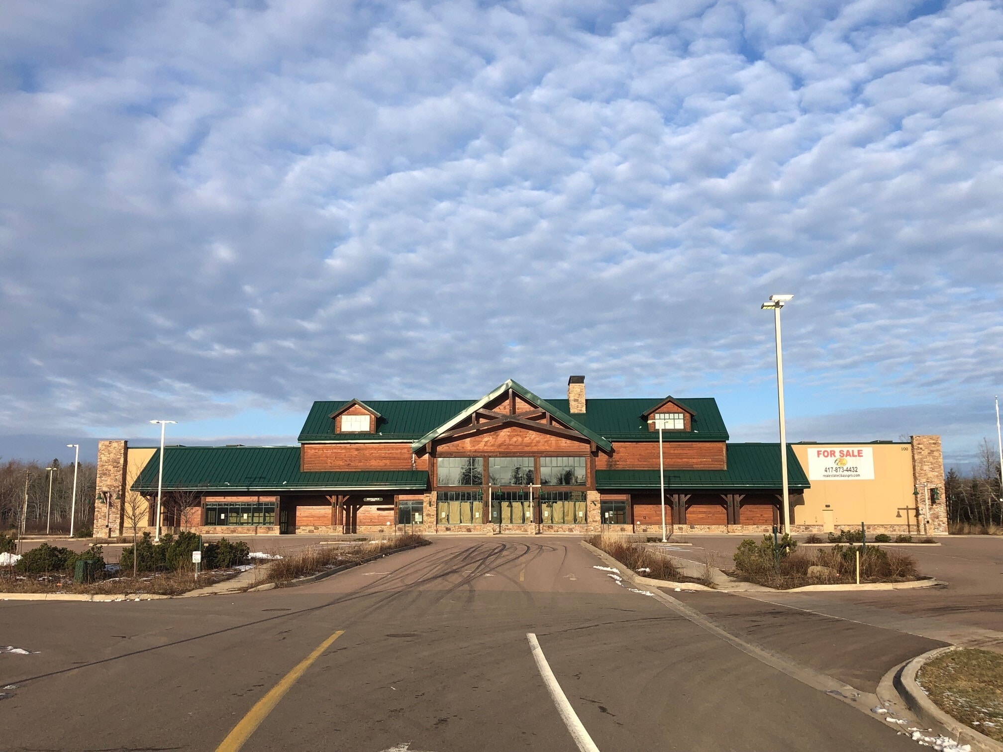 100 Cabela's Crt, Moncton, NB for sale Primary Photo- Image 1 of 1