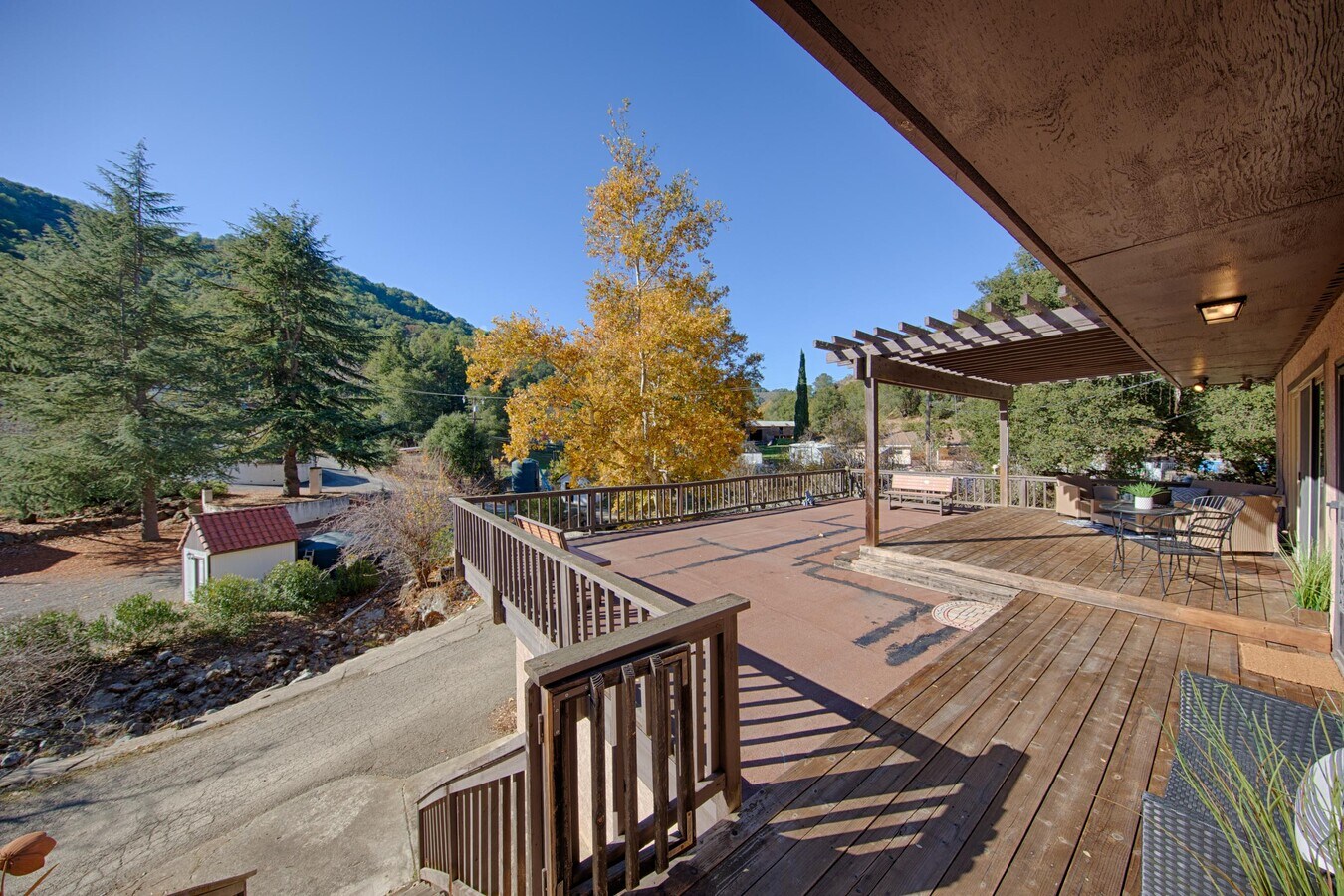 34548 Palomares Rd, Castro Valley, CA 94552