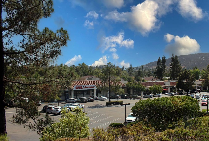 11655 Duenda Rd, San Diego, CA for lease - Building Photo - Image 1 of 8