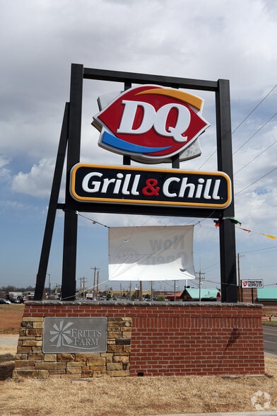 2301 S Telephone Rd, Moore, OK for lease - Building Photo - Image 2 of 7