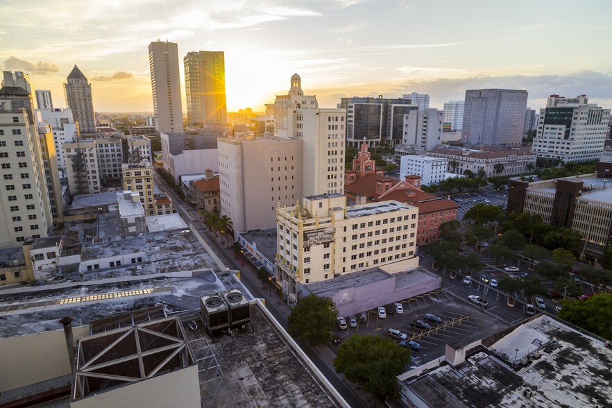 139 NE 1st St, Miami, FL for sale - Building Photo - Image 1 of 1