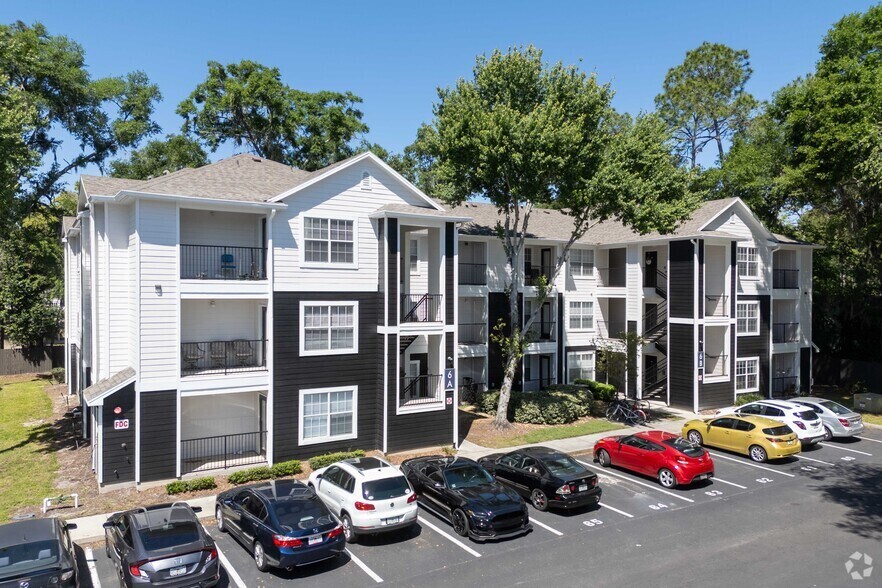 3527 SW 20th Ave, Gainesville, FL for sale - Primary Photo - Image 1 of 1