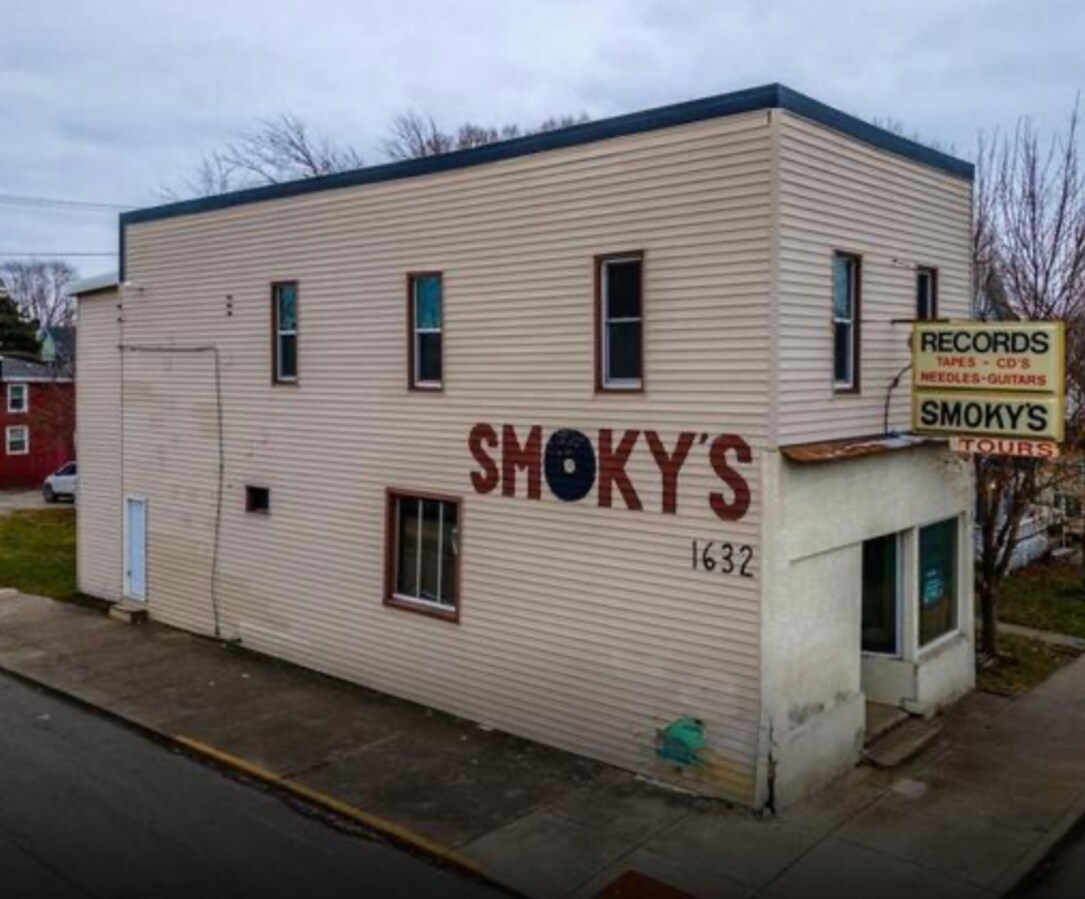 1632 N Wells St, Fort Wayne, IN for sale Primary Photo- Image 1 of 1