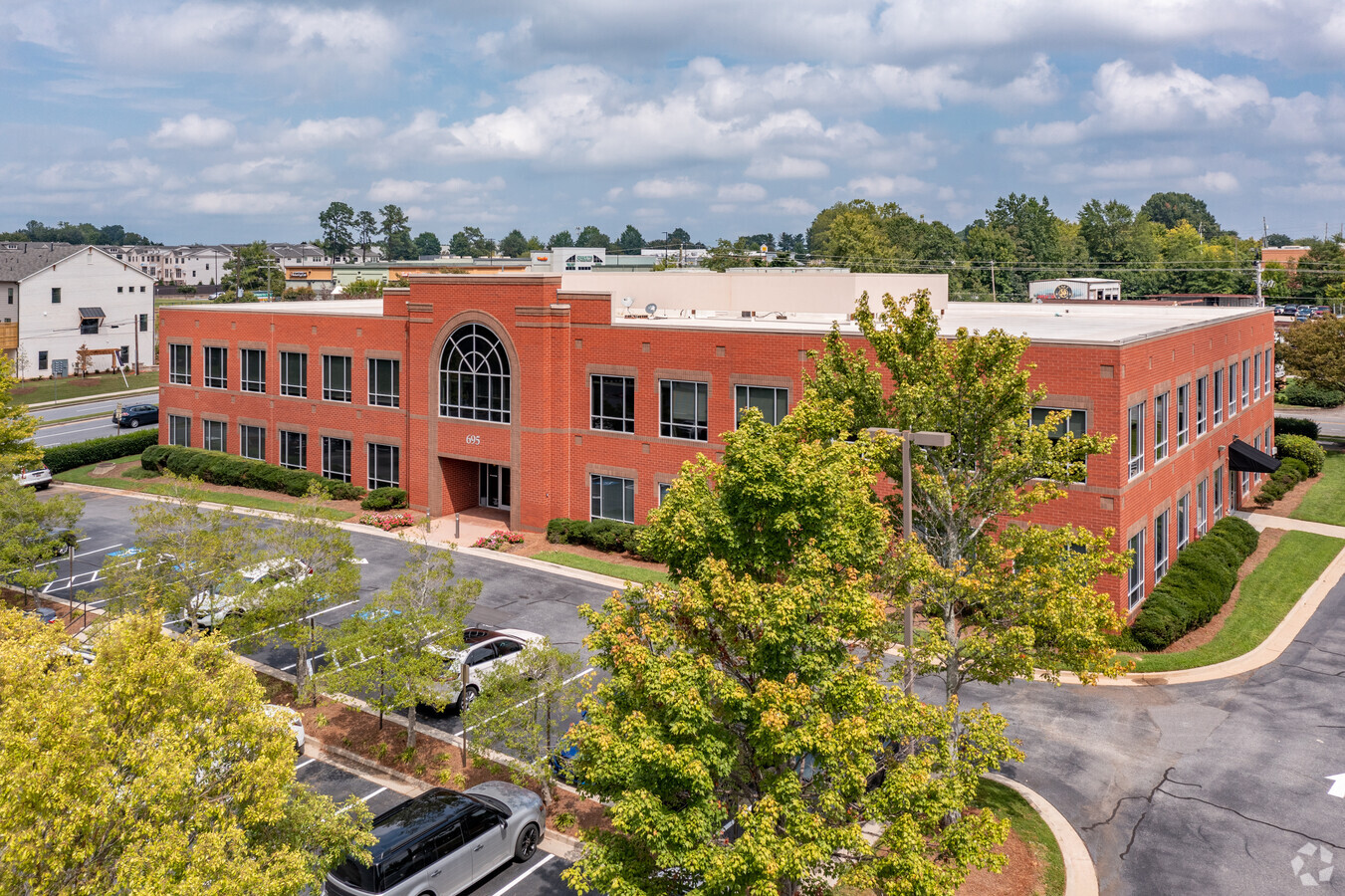 695 Mansell Rd, Roswell, GA 30076 - Mansell Rd Office Park | LoopNet