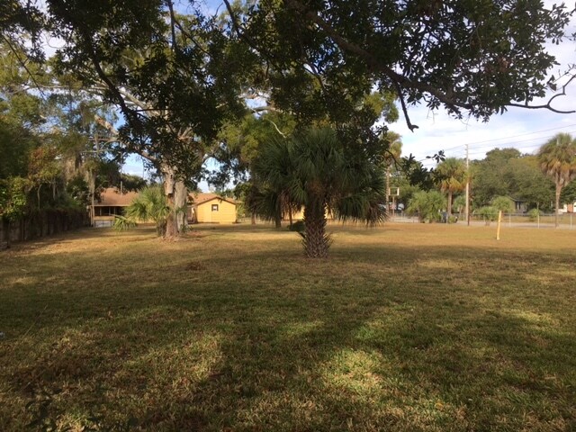 2318 4th St S, Saint Petersburg, FL for sale Primary Photo- Image 1 of 1