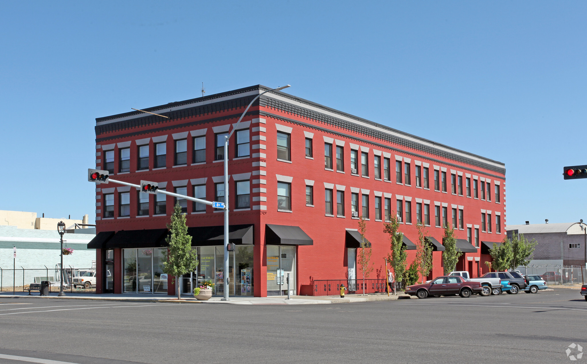 322-324 W Yakima Ave, Yakima, WA for sale Building Photo- Image 1 of 1