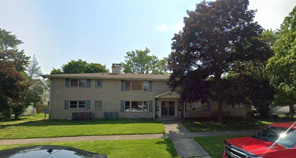 788 S Wildwood Ave, Kankakee, IL for sale - Building Photo - Image 2 of 3