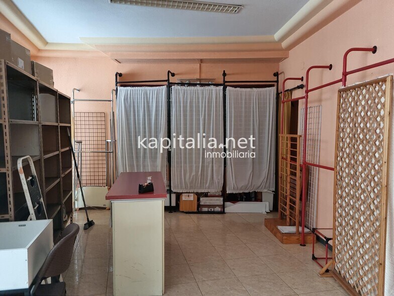 Retail in Ontinyent, Valencia for sale - Building Photo - Image 3 of 4