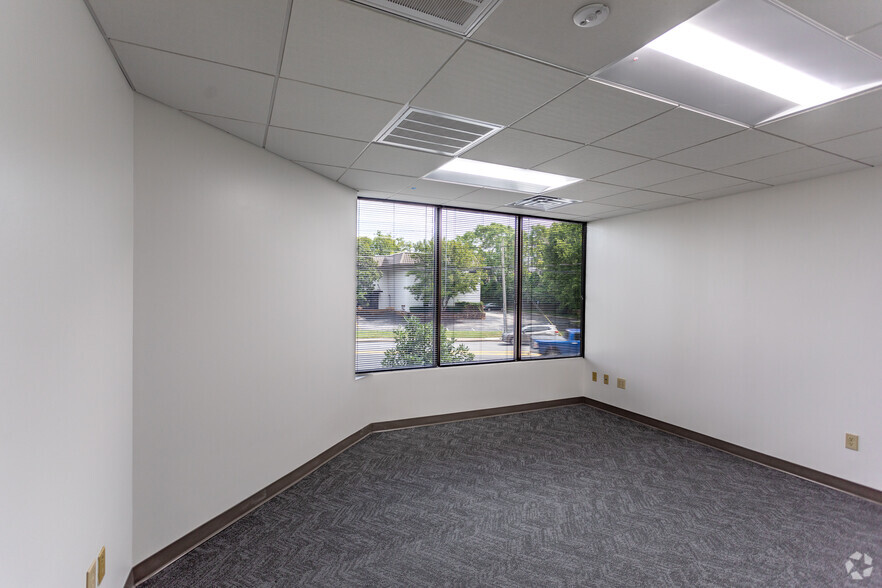 2505 21st Ave S, Nashville, TN for lease - Interior Photo - Image 2 of 23