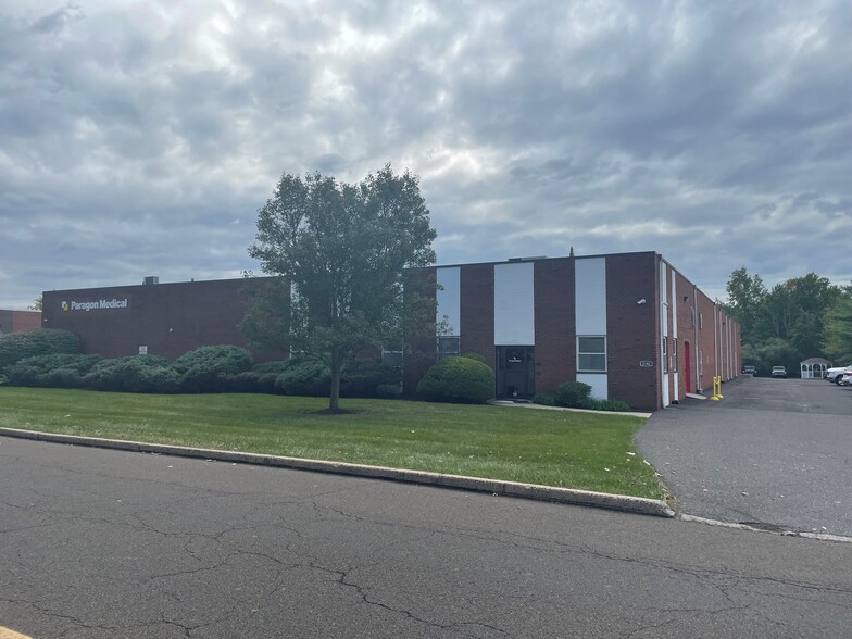 2342 N Penn Rd, Hatfield, PA for lease - Building Photo - Image 1 of 13