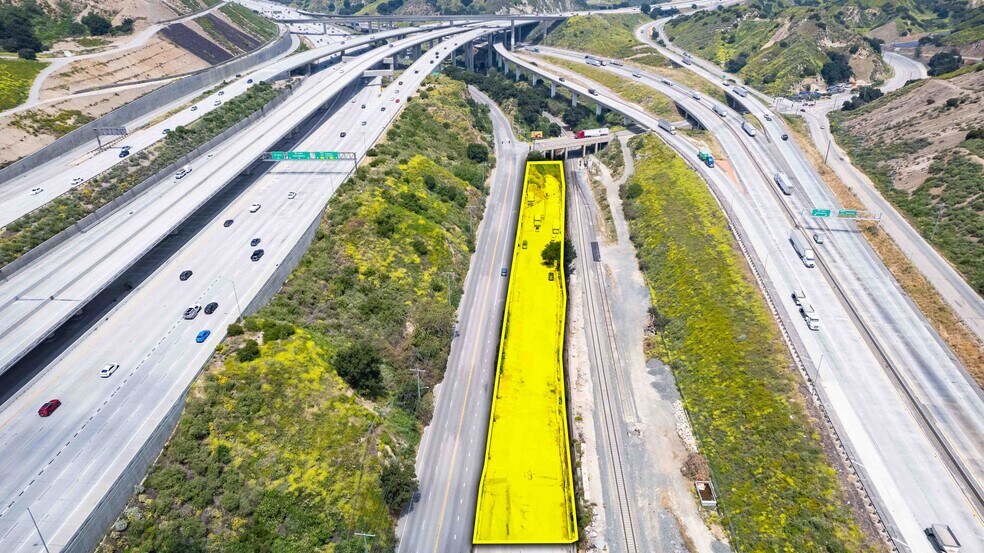 15022-15050 San Fernando Rd, Sylmar, CA for sale - Building Photo - Image 1 of 1
