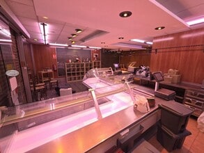 Retail in Mataró, Barcelona for lease Interior Photo- Image 1 of 4