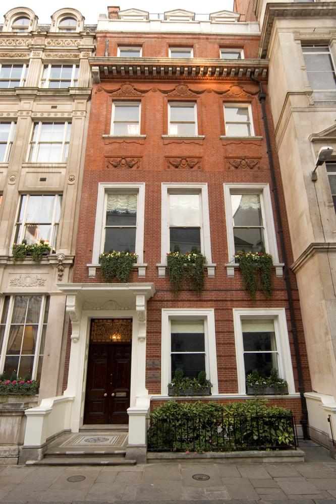 12 Austin Friars, London for sale Primary Photo- Image 1 of 1