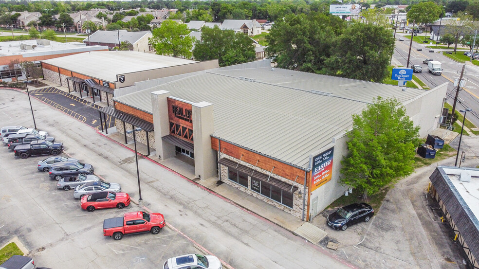 1222 W Main St, Tomball, TX for sale - Building Photo - Image 1 of 65