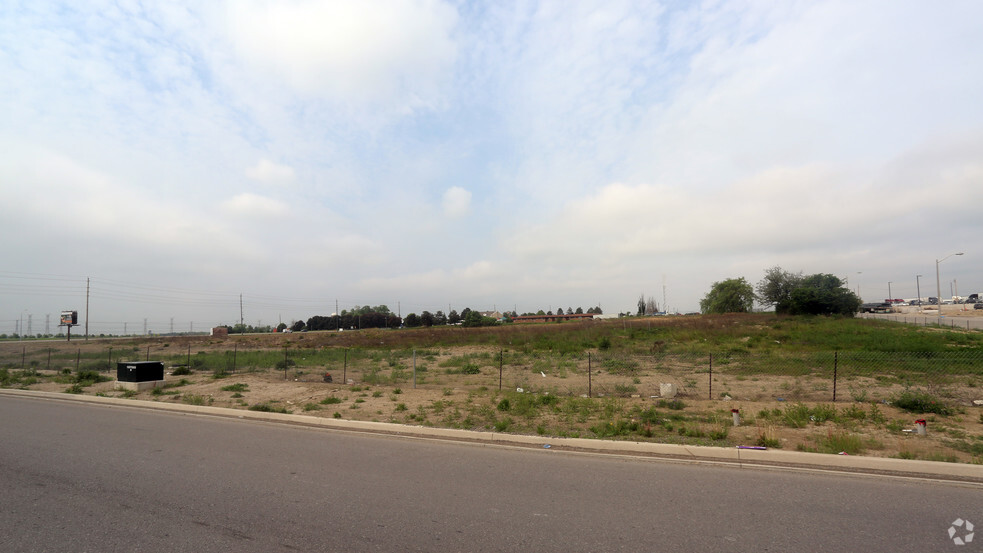 55 New Huntington Rd, Vaughan, ON for sale - Building Photo - Image 1 of 1
