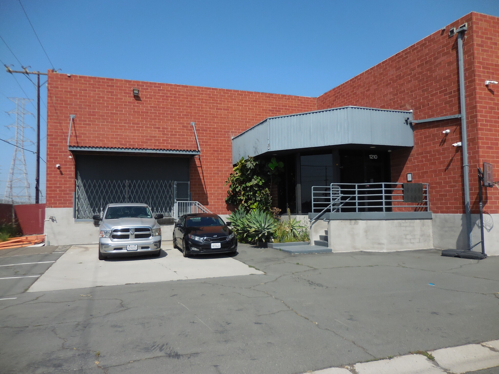 1206-1210 W Jon St, Torrance, CA for lease Interior Photo- Image 1 of 27