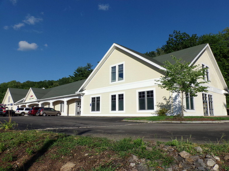 171 Daniel Webster Hwy, Belmont, NH for sale - Building Photo - Image 1 of 1