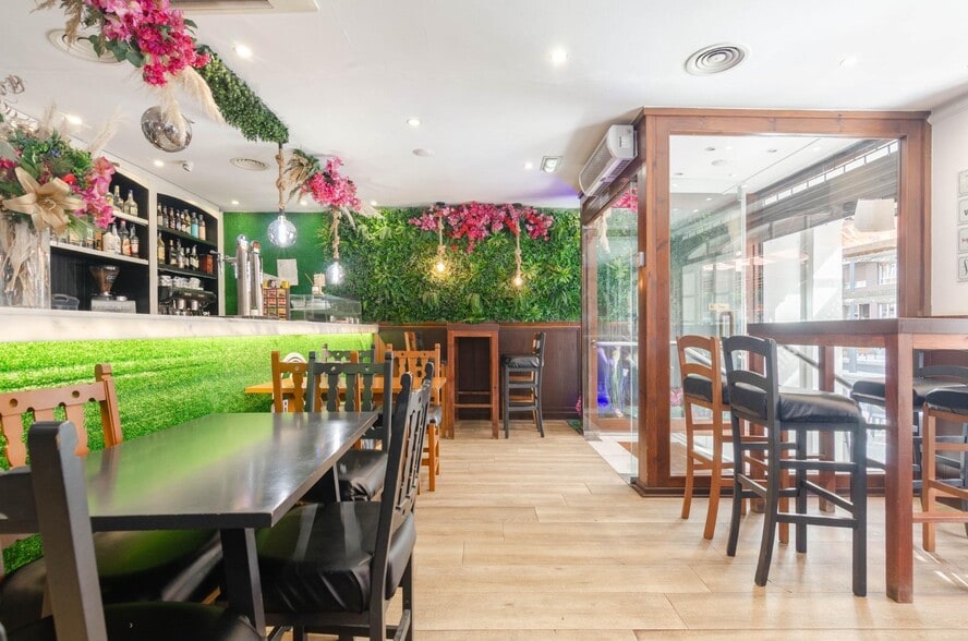 Avenida de Galicia, 22, Oviedo, Asturias for lease - Building Photo - Image 1 of 42