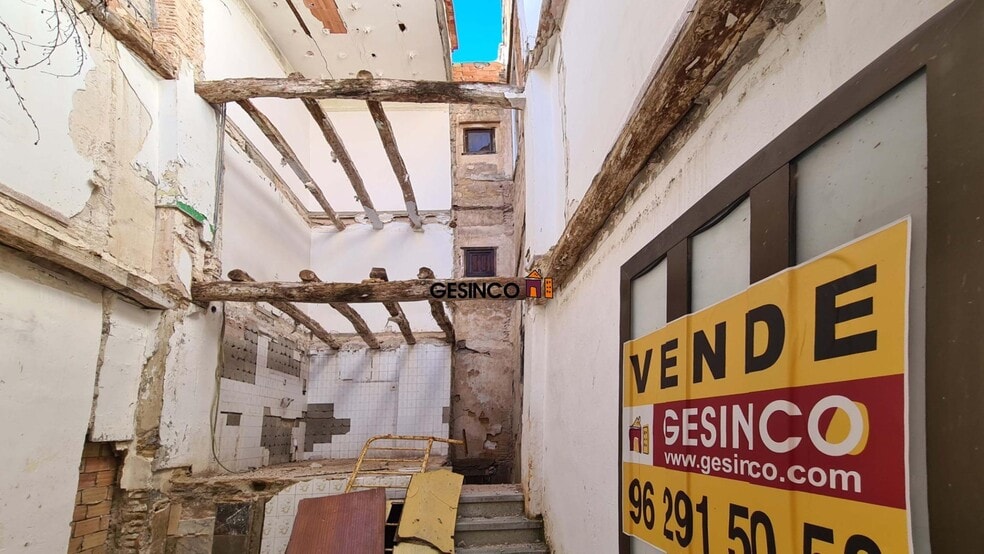 Carrer de Sant Antoni, 10, Ontinyent, Valencia for sale - Construction Photo - Image 2 of 3
