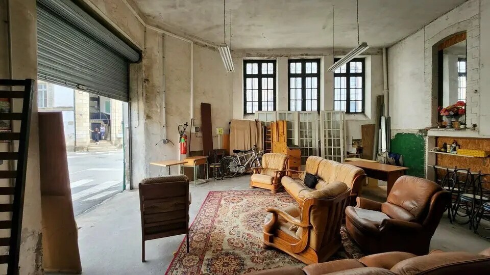 Flex in Redon for sale - Building Photo - Image 1 of 4