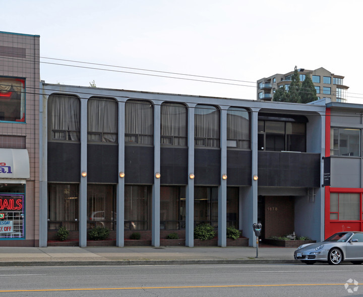 1678 W Broadway, Vancouver, BC for lease - Building Photo - Image 2 of 2