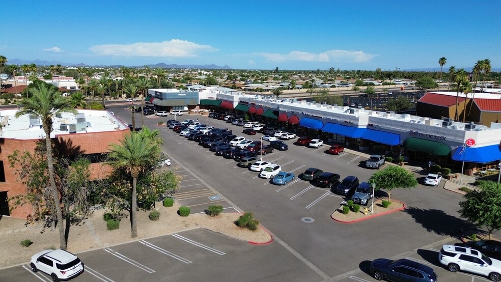 10001 W Bell Rd, Sun City, AZ for lease - Building Photo - Image 2 of 12