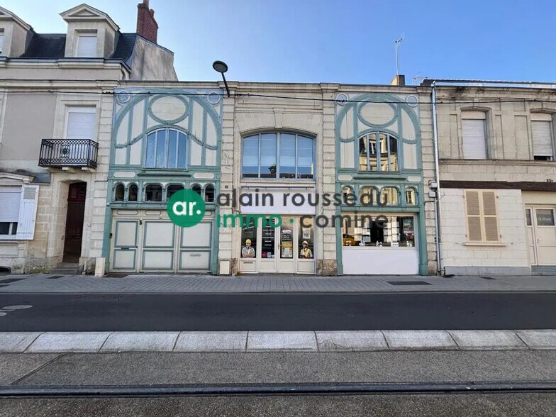 Retail in Angers for lease - Building Photo - Image 1 of 2