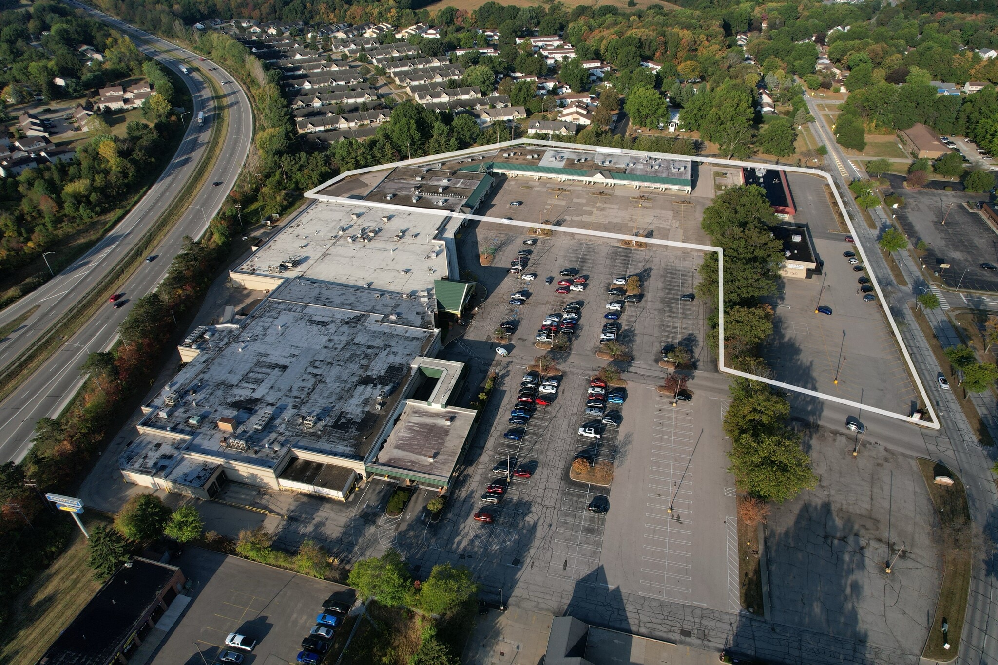 175-227 Great Oaks Trl, Wadsworth, OH for sale Building Photo- Image 1 of 5