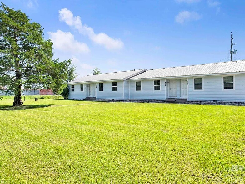 606 N Alston St, Foley, AL for sale - Primary Photo - Image 1 of 4