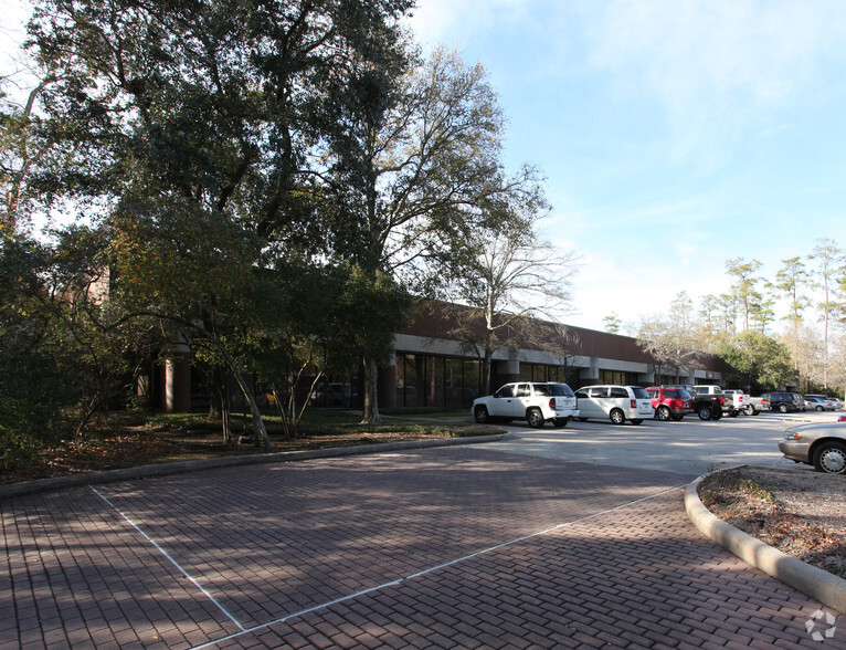 1440 Lake Front Cir, The Woodlands, TX for lease - Building Photo - Image 1 of 1