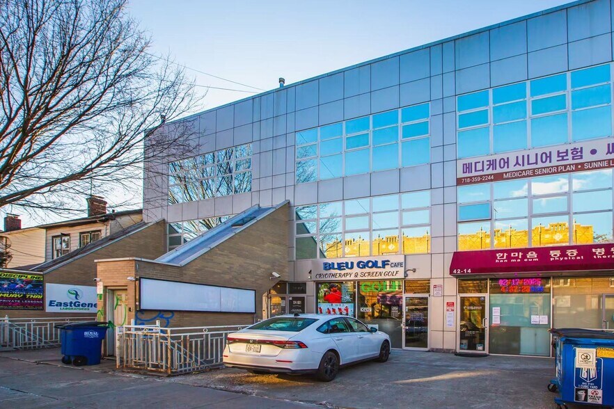 4216 162nd St, Flushing, NY for sale - Building Photo - Image 1 of 1