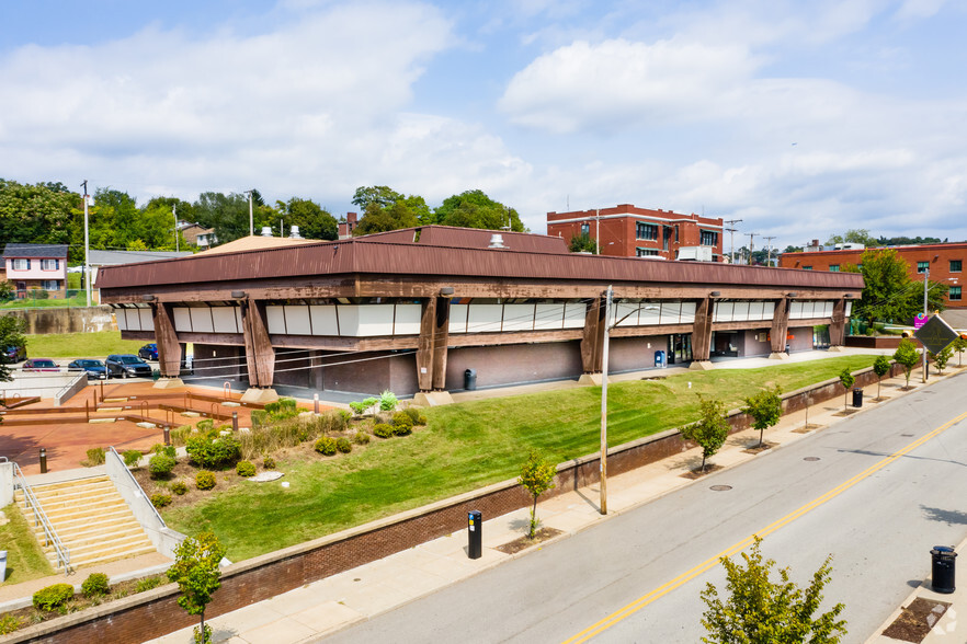 1835 Centre Ave, Pittsburgh, PA for sale - Primary Photo - Image 1 of 1