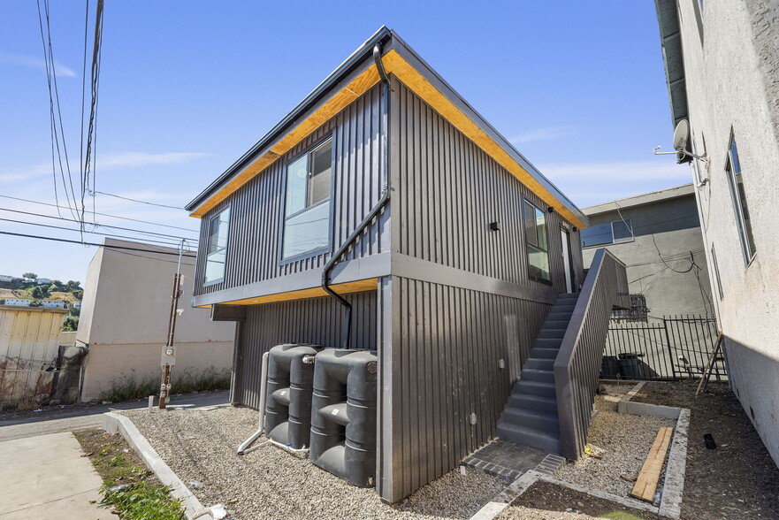 5150 Ithaca Ave, Los Angeles, CA for sale - Building Photo - Image 3 of 43