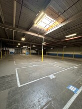 95 Grand Ave, Pawtucket, RI for lease Interior Photo- Image 2 of 4