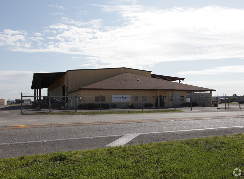 800 Main St E, Immokalee, FL for sale - Building Photo - Image 2 of 2