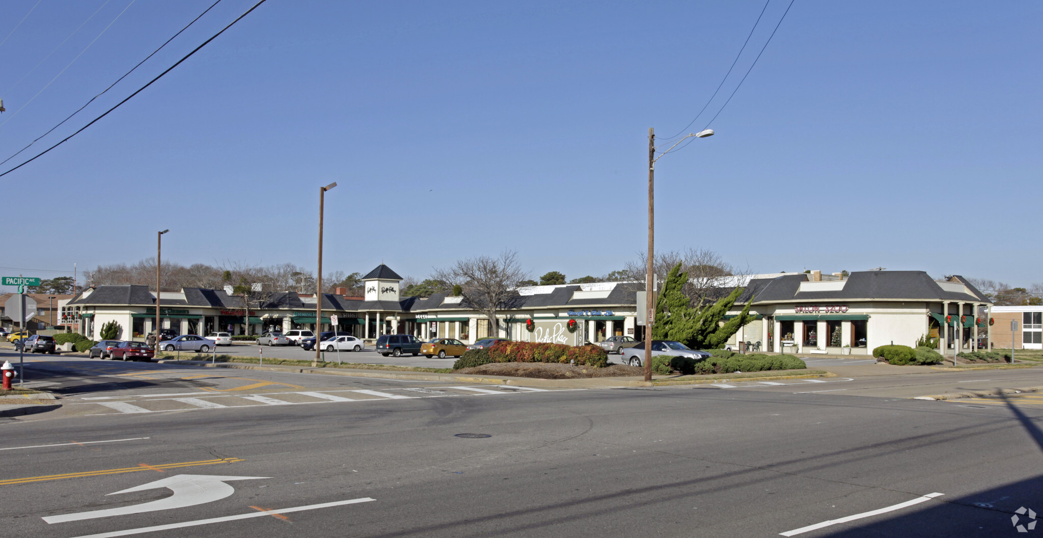 3198-3200 Pacific Avenue, Virginia Beach portfolio of 2 properties for sale on LoopNet.com Building Photo- Image 1 of 3