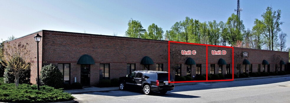 222 Ladean Ct, Simpsonville, SC for lease - Building Photo - Image 1 of 5