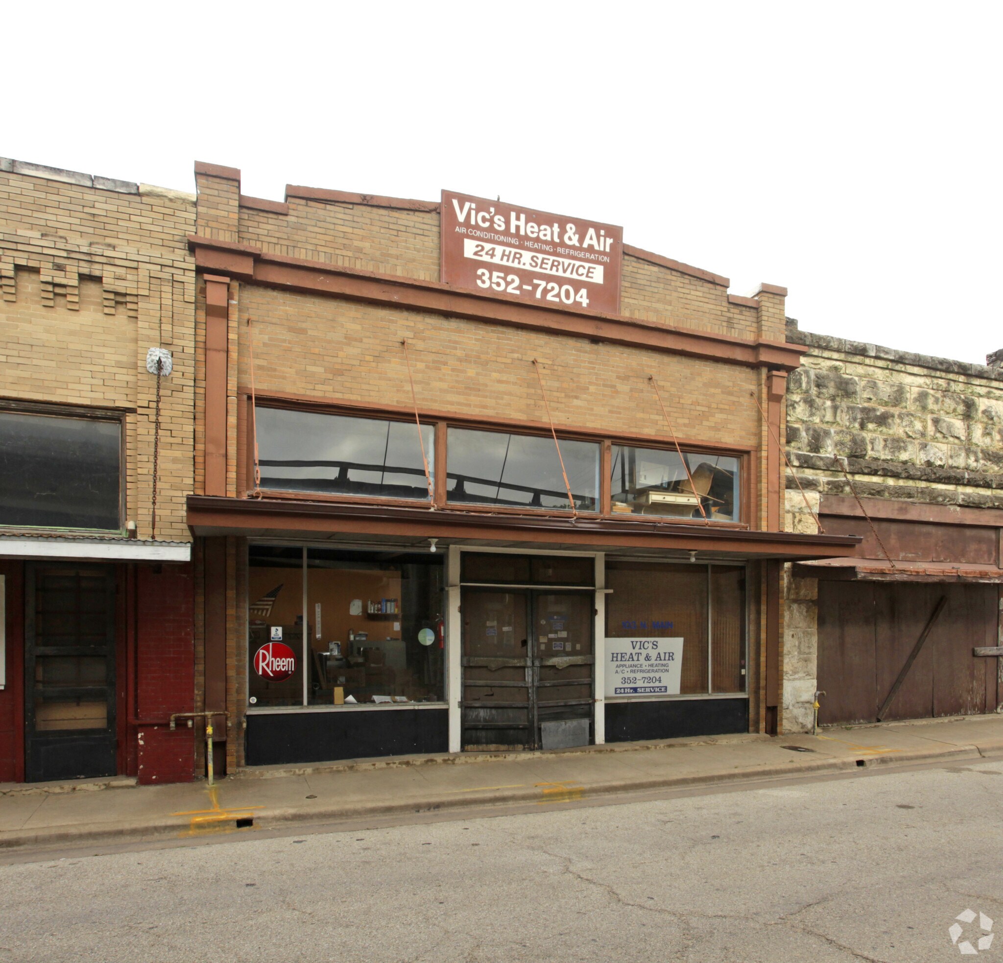 103 N Main St, Taylor, TX for sale Primary Photo- Image 1 of 1