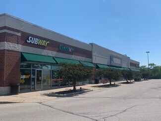 More details for 1291-1341 W Paradise Dr, West Bend, WI - Retail for Lease